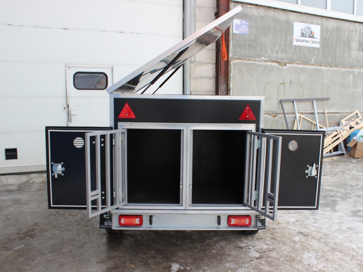 Прицеп-фургон для перевозки 4-х собак (R13) фото