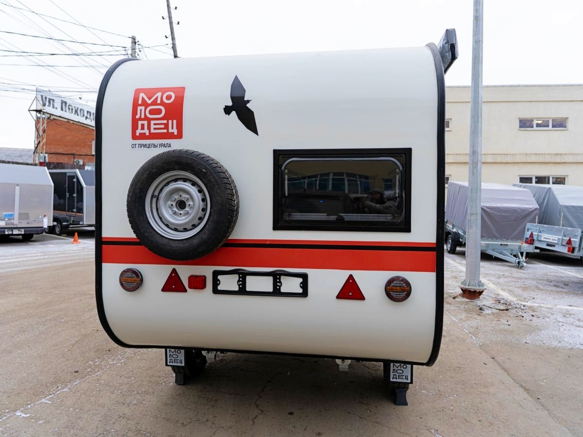 Автодом "МОЛОДЕЦ" R13 (X89958320S0JT6005) фото