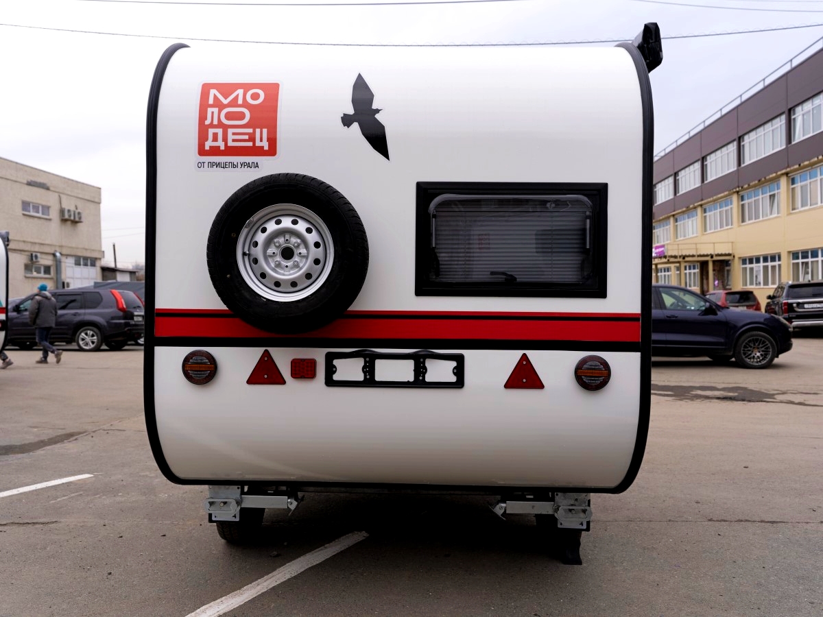 Автодом "МОЛОДЕЦ" R13 (X89958320S0JT6004) фото