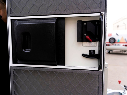 Автодом "МОЛОДЕЦ" R13 (X89958320S0JT6004) фото