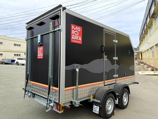 Фургон "МОЛОДЕЦ" 3,5х1,5/1,65 (R13х2) Черный (ЕА180932H4MC30205) фото