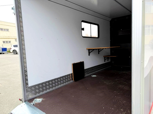 Фургон "МОЛОДЕЦ" 3,5х1,5/1,65 (R13х2) Белый (ЕА180932H4MC30081) фото