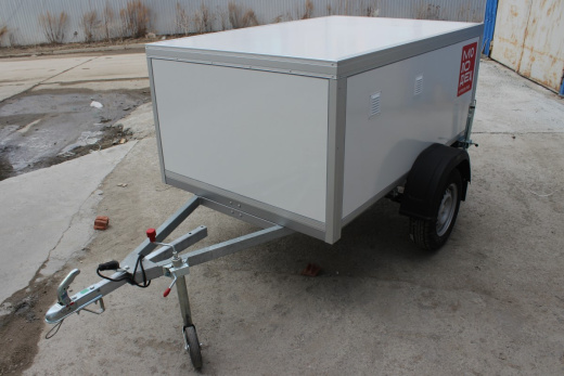 Прицеп-фургон для перевозки 3-х собак (R13) фото