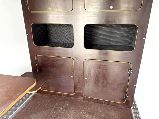 Фургон "МОЛОДЕЦ" 3,5х1,5/1,65 (R13х2) Белый (ЕА180932H4MC30081) фото