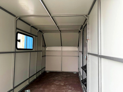 Фургон "МОЛОДЕЦ" 3,5х1,5/1,65 (R13х2) Серый (ЕА180932H4MC30204) фото