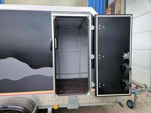 Фургон "МОЛОДЕЦ" 3,5х1,5/1,65 (R16) Черный (ЕА180922H3MC30009) фото