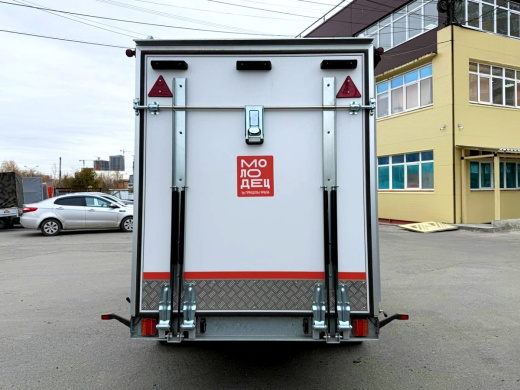 Фургон "МОЛОДЕЦ" 3,5х1,5/1,65 (R13х2) Белый (ЕА180932H4MC30081) фото