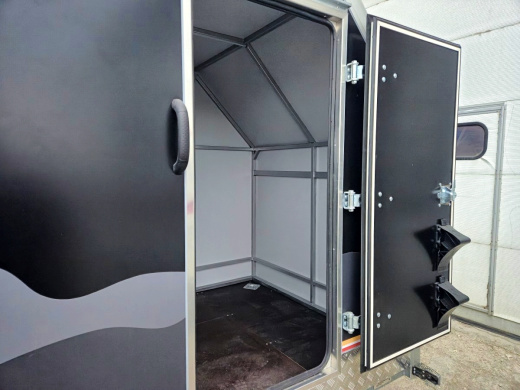 Фургон "МОЛОДЕЦ" 3,5х1,5/1,65 (R16) Черный (ЕА180922H3MC30009) фото