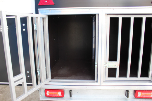 Фургон "МОЛОДЕЦ" 2,0х1,3/1,3 (R13) Черный (ЕА180924C3VC30002) фото