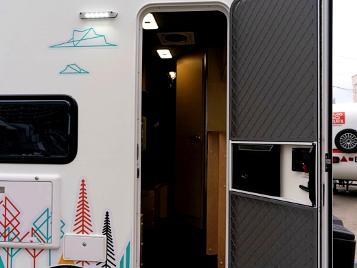 Автодом "МОЛОДЕЦ" R13 (X89958320S0JT6002) фото