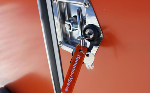 Прицеп — Фургон "МОЛОДЕЦ" 2.5х1.5 (R13) фото