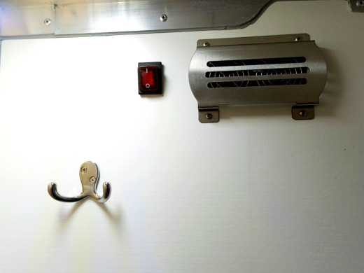 Автодом "МОЛОДЕЦ" R13 (X89958320S0JT6004) фото