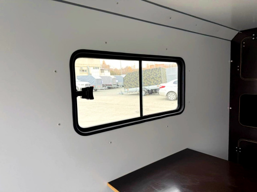 Фургон "МОЛОДЕЦ" 3,5х1,5/1,65 (R13х2) Белый (ЕА180932H4MC30081) фото