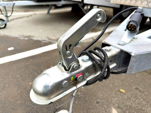 Фургон "МОЛОДЕЦ" 3,0х1,5/1,65 (R13х2) Черный (ЕА180932F3MC30004) фото