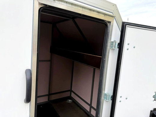 Фургон "МОЛОДЕЦ" 3,5х1,5/1,65 (R16) Белый (ЕА180922H3MC30012) фото