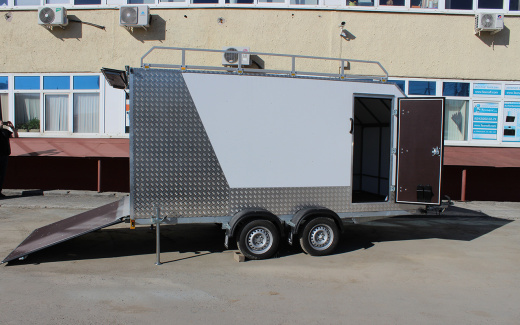 Прицеп — Фургон "МОЛОДЕЦ" 4.0х2.0 (двухосный) фото