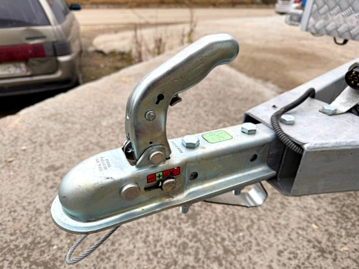 Фургон "МОЛОДЕЦ" 3,5х1,5/1,65 (R13х2) Черный (ЕА180932H4MC30202) фото