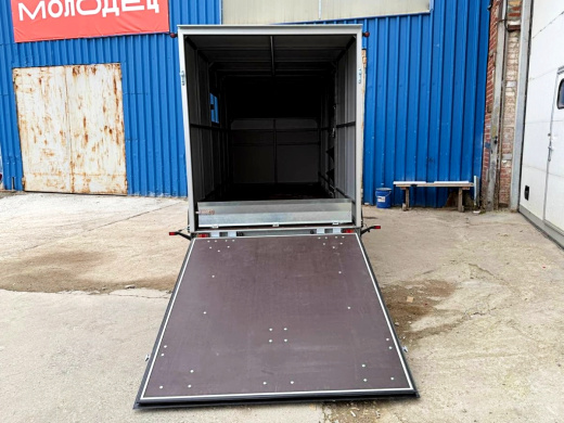 Фургон "МОЛОДЕЦ" 3,5х1,5/1,65 (R13х2) Серый (ЕА180932H4MC30204) фото