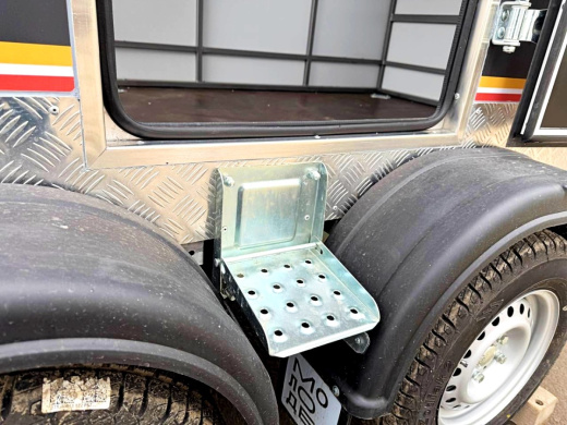 Фургон "МОЛОДЕЦ" 3,0х1,5/1,65 (R13х2) Черный (ЕА180932F3MC30004) фото