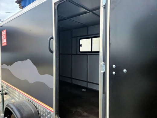 Фургон "МОЛОДЕЦ" 3,5х1,5/1,65 (R16) Черный (ЕА180922H3MC30009) фото