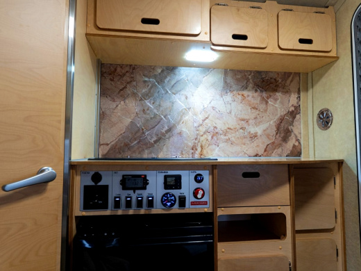 Автодом "МОЛОДЕЦ" R13 (X89958320S0JT6004) фото